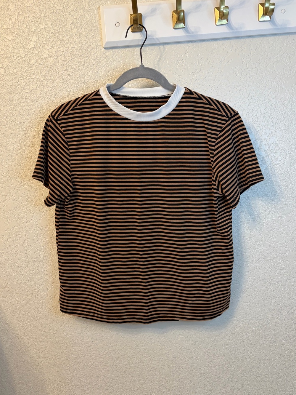 SHEIN Striped Brown Short-Sleeve Tee with White Collar